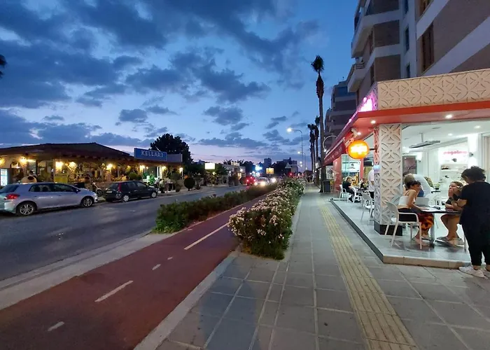 Serenity On Makenzy Appartamento Larnaca