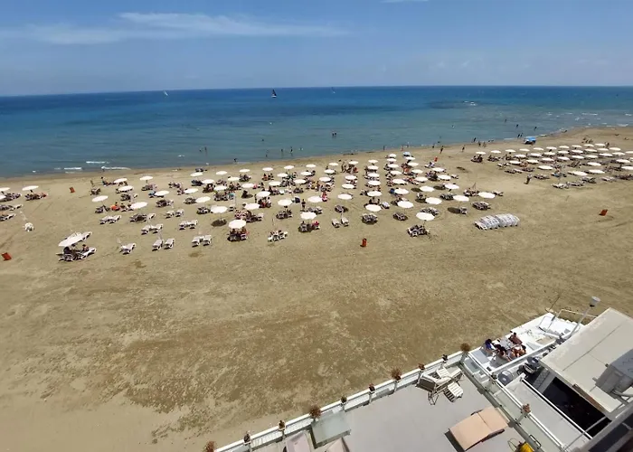 Serenity On Makenzy Appartamento Larnaca